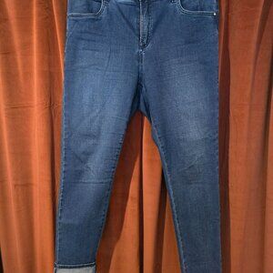 Universal Standard Classic 5 Pocket Skinny Jeans